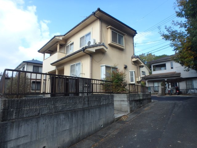 中庄の高台の売地の外観