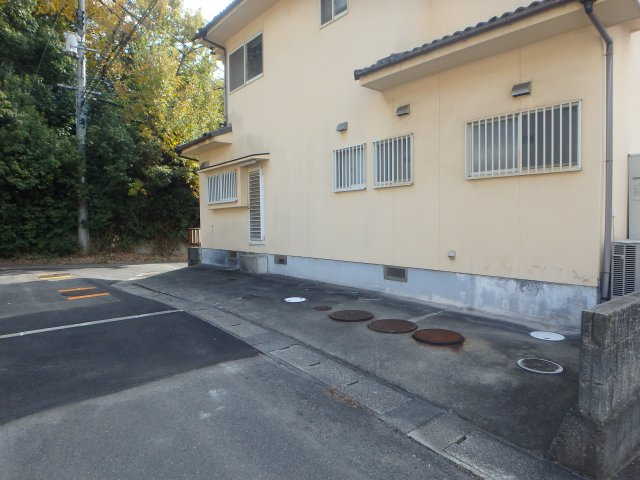 中庄の高台の売地の外観