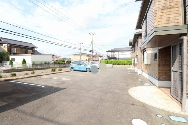 ムーン・コートＤの駐車場