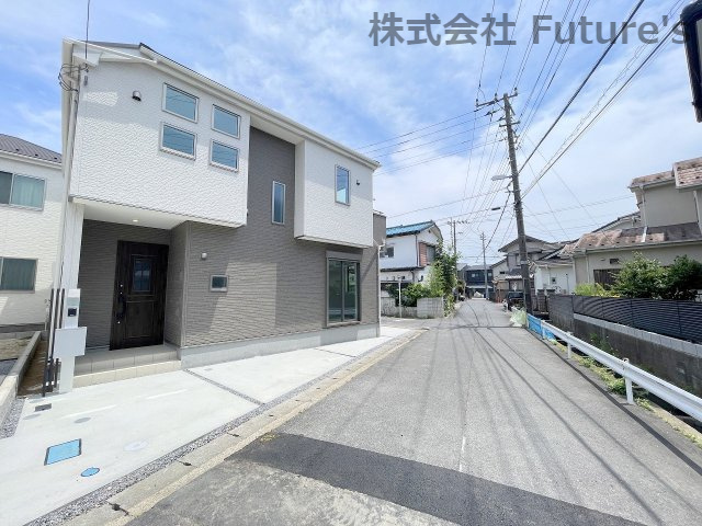 三郷市彦野1丁目　新築戸建　全4棟　2号棟の前面道路含む現地写真|前面道路含む現地写真です。