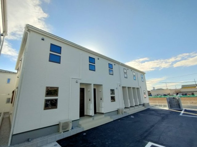 【外観】 | リーブルファイン南平野Ⅴ | ★収納豊富★システムキッチン★宅配BOX★エアコン★