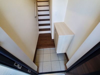 【玄関】 | リーブルファイン南平野Ⅴ | 落ち着いた玄関です