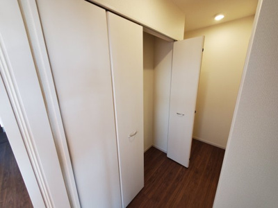 【収納】 | リーブルファイン南平野Ⅴ | 大きなスペースがあり、収納には困りません