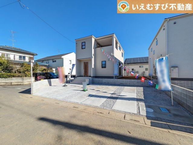Livele Garden.S　羽生南8丁目の駐車場|車好きのパパも嬉しい車庫付邸宅

