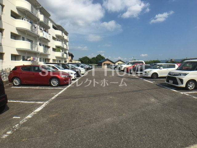 【駐車場】 | エスポワール南ヶ丘 | イメージ駐車スペースもあります