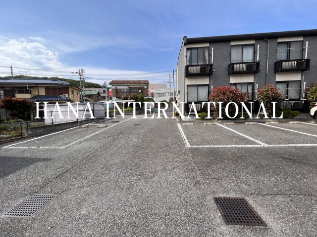 ヴィラ　ノーバの駐車場