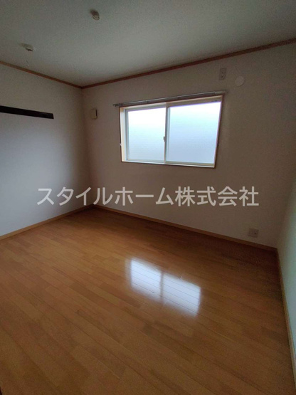 【居間・リビング】 | アウローラ　B | 別部屋写真です。
