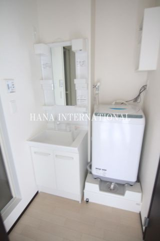 レオネクストからんの洗面所