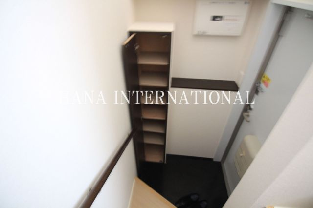 レオネクストからんの玄関