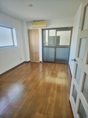 【洋室】 | プレアール寝屋川緑町Ⅱ | コンパクトで使いやすい洋室です