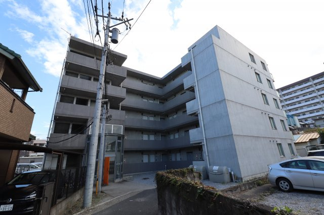 カーサトリプルエーの外観|落ち着いた雰囲気の外観です