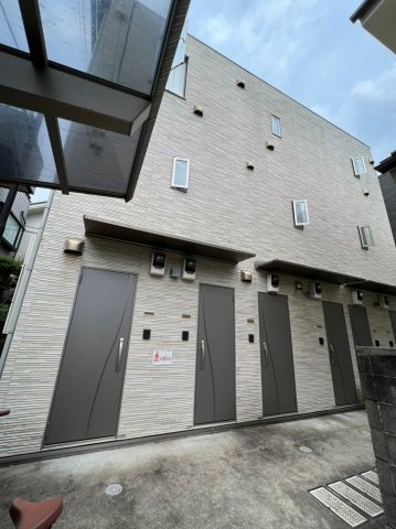 グリーンコート西新宿五丁目の外観|グリーンコート西新宿五丁目