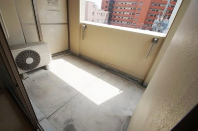 【バルコニー】 | レキシントンスクエア白金 | 別号室の写真になります。現況優先。