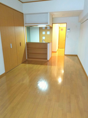 【洋室】 | ロイヤル渡辺通Ⅱ | 別号室の写真になります。現況優先。