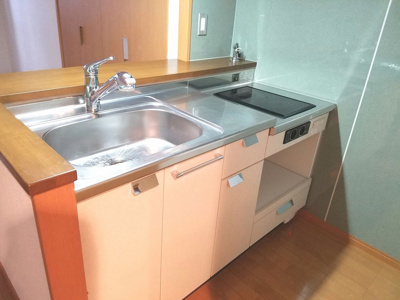 【キッチン】 | ロイヤル渡辺通Ⅱ | 別号室の写真になります。現況優先。