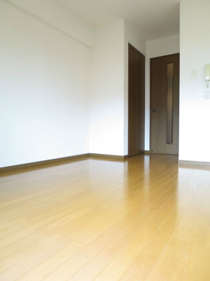 【内装】 | セントレジデンス博多 | 別号室の写真になります。現況優先。