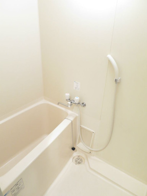 【浴室】 | セントレジデンス博多 | 別号室の写真になります。現況優先。