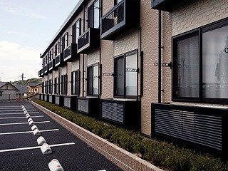 レオパレスコリーヌ　ホンダの外観