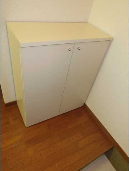 ネオ・メープル高松の玄関