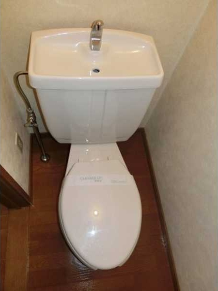 ネオ・メープル高松のトイレ