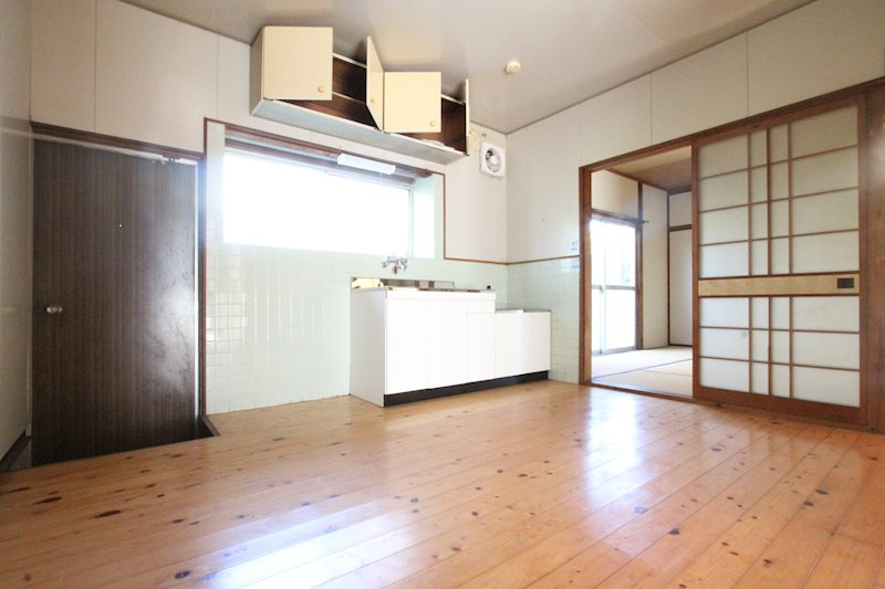 熊本市中央区出水３丁目の一戸建ての居間・リビング