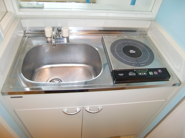 サンコースパンキーギャレットのキッチン|ＩＨコンロ