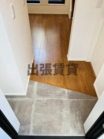 仲介手数料0円！カーサ9名駅の玄関