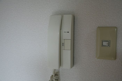 【セキュリティ】 | ウィステアリア | 別号室の写真になります。現況優先。