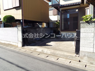 【駐車場】 | 駐車可否は車種によります。