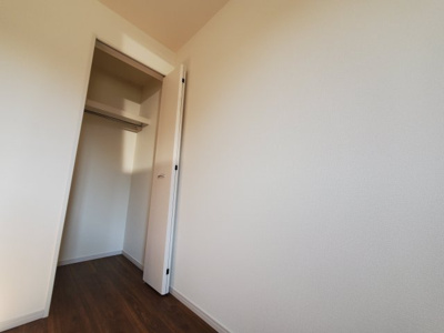 【収納】 | リーブルファイン南平野Ⅴ | たっぷりとした収納スペースです