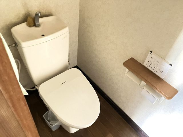 正法寺　中古戸建　8LDK+Sのトイレ|トイレ