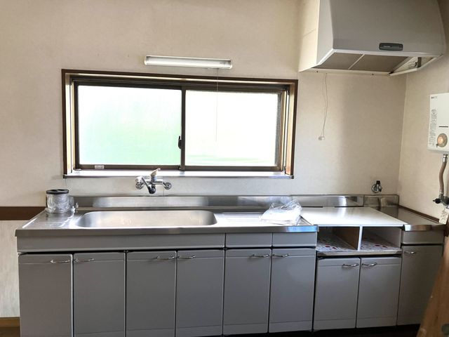 正法寺　中古戸建　8LDK+Sのキッチン|キッチン