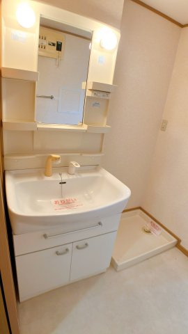 マジュネスの洗面所