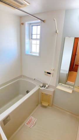 マジュネスの浴室