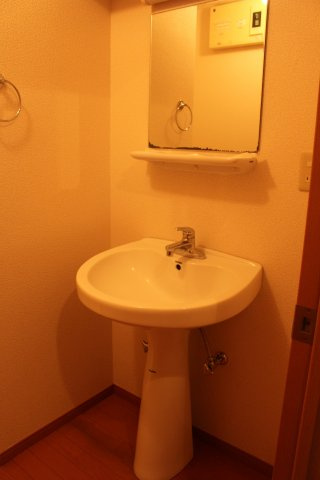 アリュール・アイの独立洗面台