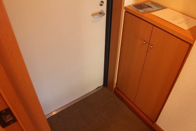 アリュール・アイの玄関