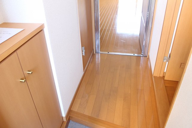 アリュール・アイの玄関