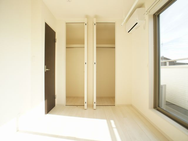 【寝室】 | リーブルファイン茂呂15号棟 | 清潔感のあるきれいな洋間です♪