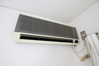 【設備】 | アメージングエステート | エアコン