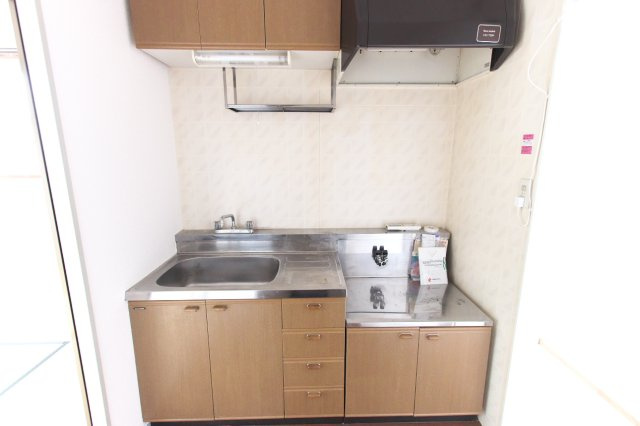 エステート広Dのキッチン