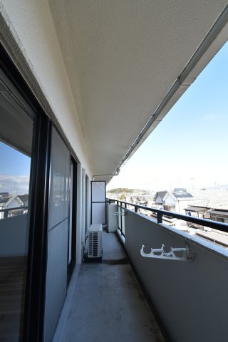 コモド長岡京のバルコニー