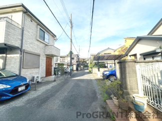 【前面道路含む現地写真】