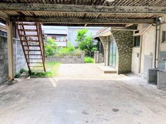 【駐車場】 | ペディハウス小野市新部町 | 駐車場に車を5台分止められます（車種による）