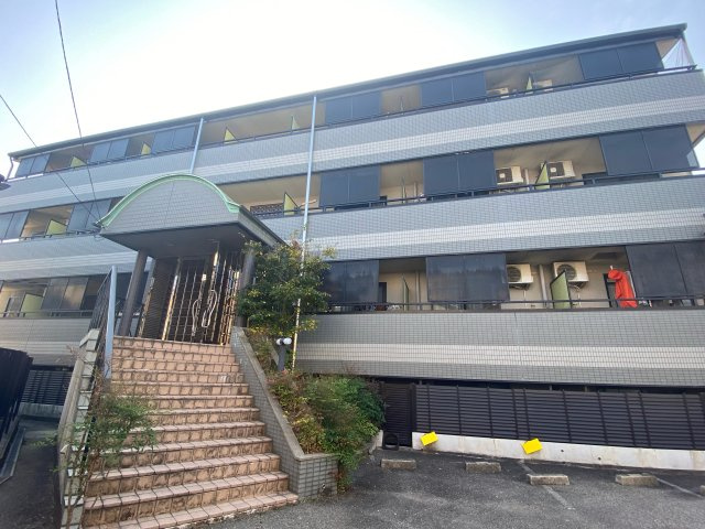 ベルメゾン喜志の外観