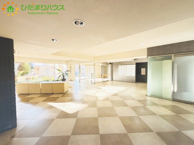 マトール上尾ソレイユテラスのエントランス