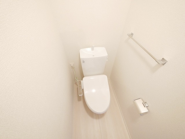 ラヴィベールのトイレ|コンパクトで使いやすいトイレです