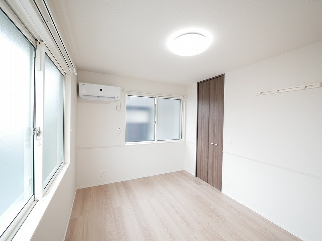 ラヴィベールの寝室|ゆとりの広さです