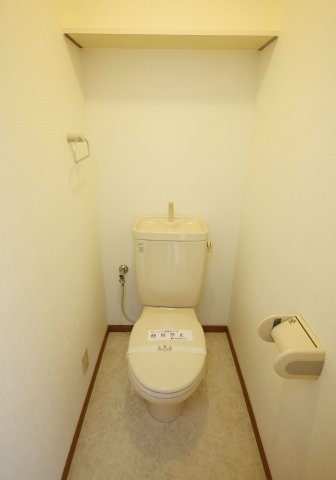 youngleavesのトイレ|別部屋同一間取りのお写真となります。