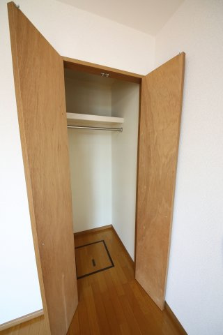 youngleavesの収納|別部屋同一間取りのお写真となります。