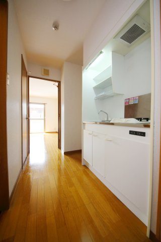 youngleavesの居間・リビング|別部屋同一間取りのお写真となります。